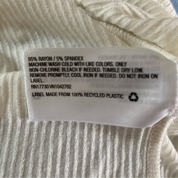 Isabel Maternity Henley Ribbed Short Sleeve Shirt Cream Size Medium - Picture 6 of 7